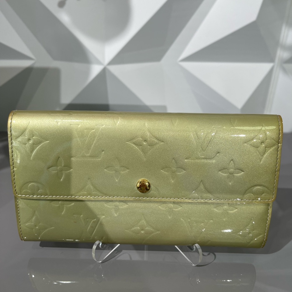 Louis Vuitton Vernis  Monogram Gold grey/silver Long Sarah Wallet - Picture 4 of 17